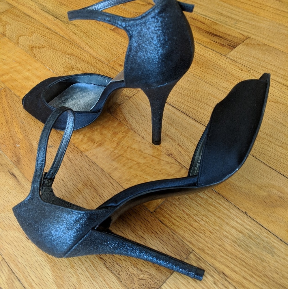 Stuart Weitzman NWT 6 Black Shiny Classic Sandal H